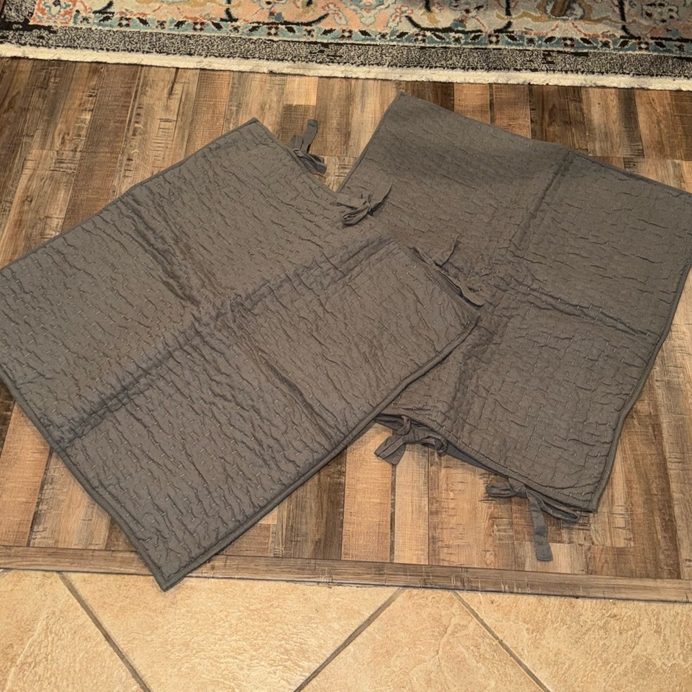Pottery Barn Gray Cotton & Linen Blend 26x26” Euro Sham Pillow Cases Set of 2